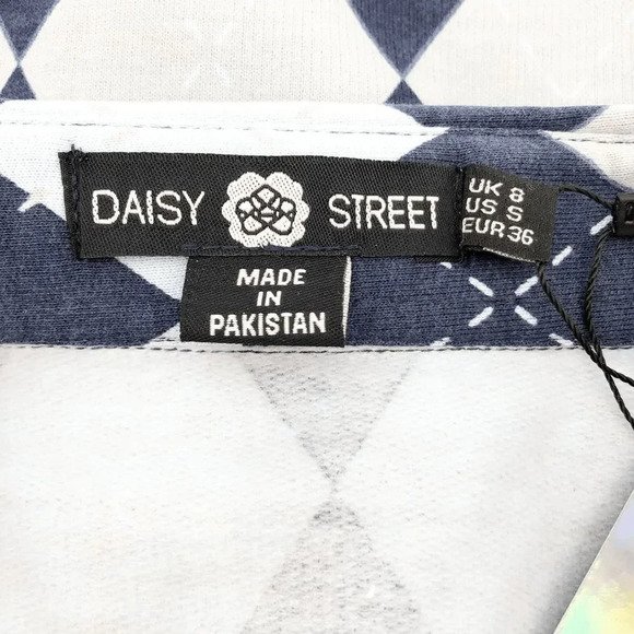 NWT Urban Outfitters Daisy Street Blue Argyle Diamond Button Down Shirt Size S - Picture 3 of 5